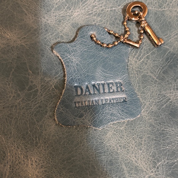 Vintage Danier Teal / Blue Leather Crossbody convertible knapsack Tote Purse - Picture 8 of 10